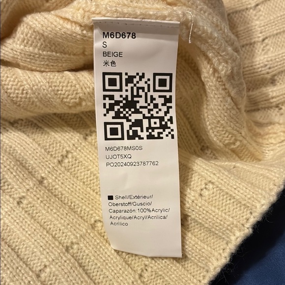 🆕 Women's Beige Sweater size small - Picture 6 of 6